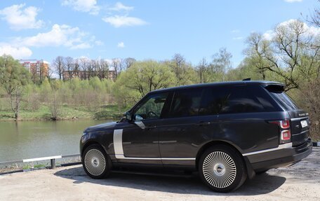 Land Rover Range Rover IV рестайлинг, 2021 год, 10 400 000 рублей, 2 фотография