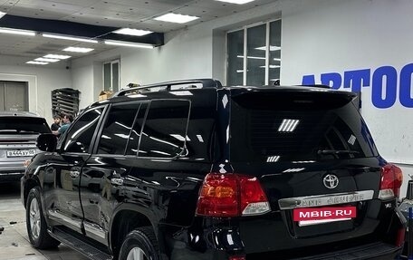 Toyota Land Cruiser 200, 2014 год, 4 000 000 рублей, 2 фотография