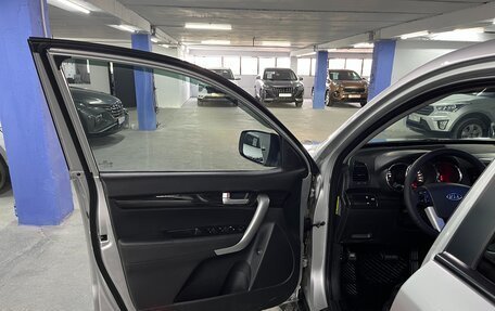 KIA Sorento II рестайлинг, 2011 год, 1 225 000 рублей, 10 фотография