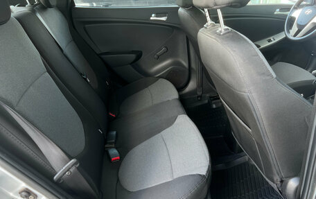 Hyundai Solaris II рестайлинг, 2013 год, 1 029 000 рублей, 10 фотография