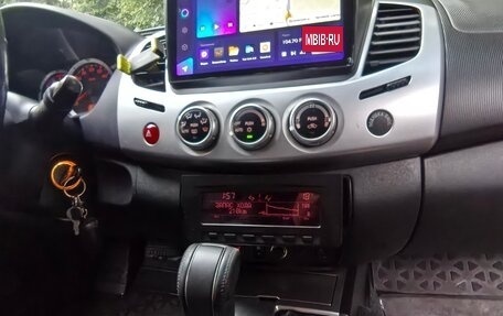 Mitsubishi L200 IV рестайлинг, 2014 год, 1 470 000 рублей, 8 фотография