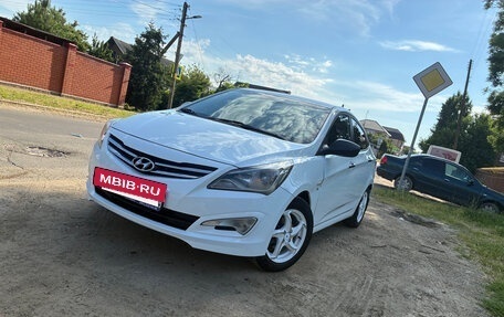 Hyundai Solaris II рестайлинг, 2015 год, 1 100 000 рублей, 7 фотография