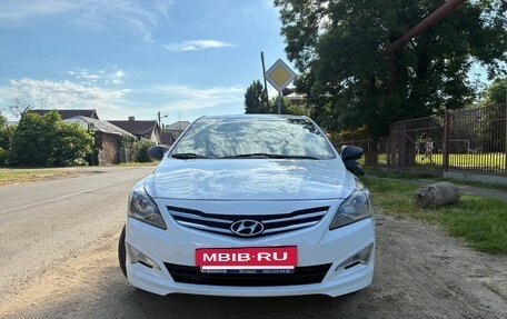 Hyundai Solaris II рестайлинг, 2015 год, 1 100 000 рублей, 6 фотография