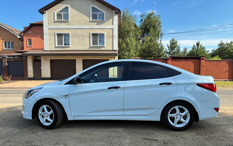 Hyundai Solaris II рестайлинг, 2015 год, 1 100 000 рублей, 11 фотография