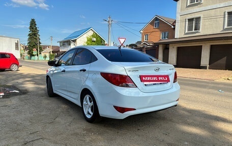 Hyundai Solaris II рестайлинг, 2015 год, 1 100 000 рублей, 10 фотография
