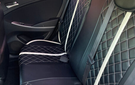 Hyundai Solaris II рестайлинг, 2015 год, 1 100 000 рублей, 33 фотография
