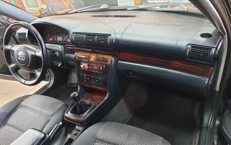 Audi A4, 2000 год, 397 000 рублей, 14 фотография