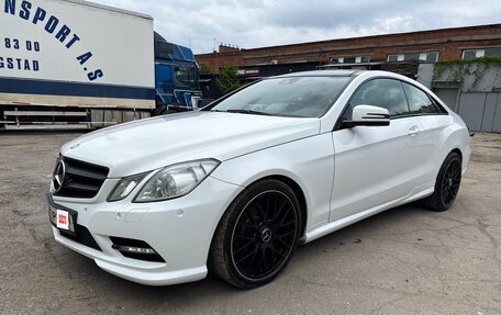 Mercedes-Benz E-Класс, 2012 год, 1 520 000 рублей, 2 фотография