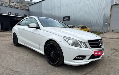 Mercedes-Benz E-Класс, 2012 год, 1 520 000 рублей, 3 фотография