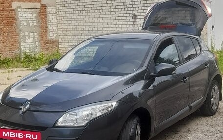 Renault Megane III, 2011 год, 488 000 рублей, 2 фотография