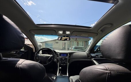 Hyundai Sonata VI, 2010 год, 850 000 рублей, 11 фотография