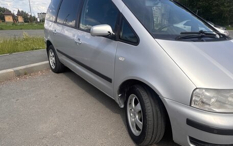 Volkswagen Sharan I рестайлинг, 2002 год, 370 000 рублей, 3 фотография