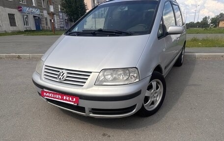 Volkswagen Sharan I рестайлинг, 2002 год, 370 000 рублей, 2 фотография