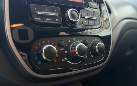Renault Kaptur I рестайлинг, 2019 год, 1 290 000 рублей, 13 фотография