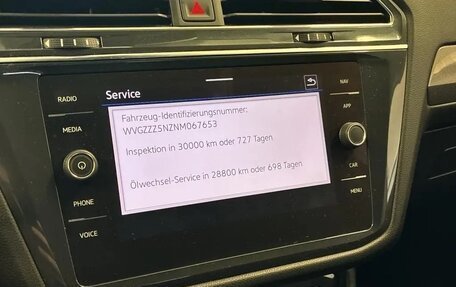 Volkswagen Tiguan II, 2022 год, 2 542 000 рублей, 14 фотография