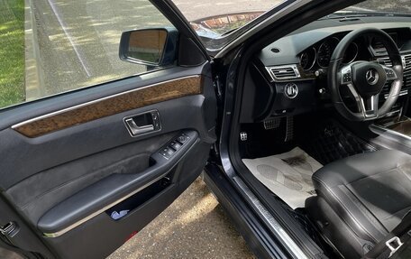 Mercedes-Benz E-Класс, 2013 год, 1 750 000 рублей, 20 фотография