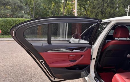 BMW 5 серия, 2023 год, 4 700 000 рублей, 12 фотография