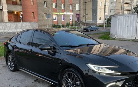 Toyota Camry, 2024 год, 3 450 000 рублей, 2 фотография