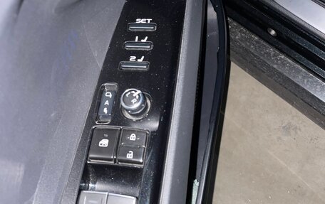 Toyota Camry, 2024 год, 3 450 000 рублей, 17 фотография