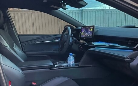 Toyota Camry, 2024 год, 3 450 000 рублей, 9 фотография