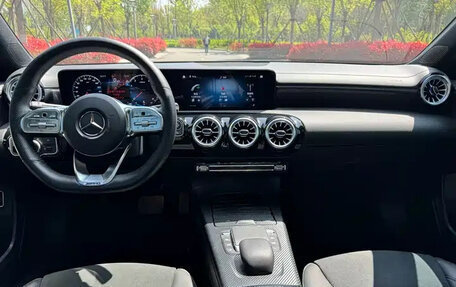 Mercedes-Benz A-Класс, 2022 год, 2 180 000 рублей, 6 фотография