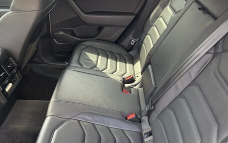 Volkswagen Touareg III, 2018 год, 4 400 000 рублей, 22 фотография