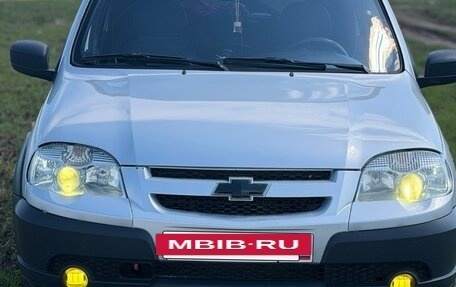 Chevrolet Niva I рестайлинг, 2009 год, 415 000 рублей, 4 фотография
