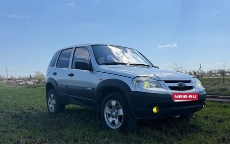 Chevrolet Niva I рестайлинг, 2009 год, 415 000 рублей, 5 фотография