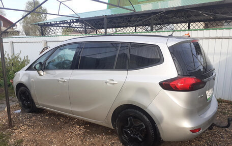 Opel Zafira C рестайлинг, 2012 год, 1 100 000 рублей, 4 фотография