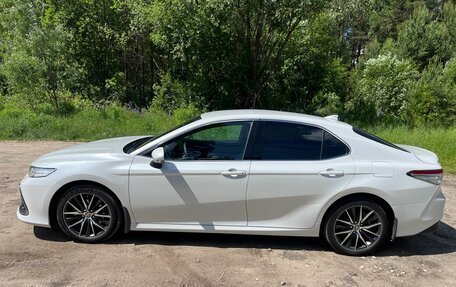 Toyota Camry, 2021 год, 2 999 999 рублей, 7 фотография