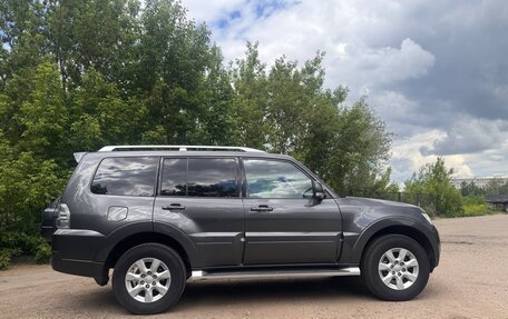 Mitsubishi Pajero IV, 2011 год, 2 700 000 рублей, 5 фотография