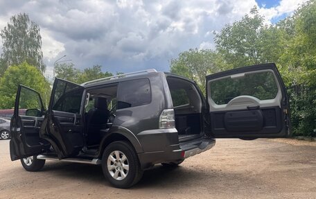 Mitsubishi Pajero IV, 2011 год, 2 700 000 рублей, 8 фотография