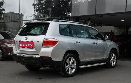 Toyota Highlander III, 2011 год, 2 230 000 рублей, 4 фотография