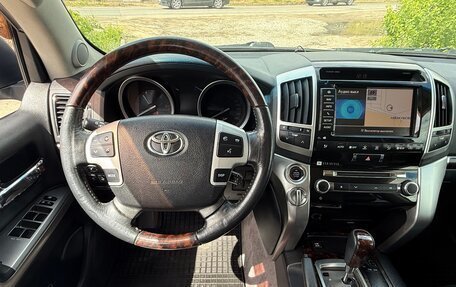 Toyota Land Cruiser 200, 2012 год, 3 420 000 рублей, 14 фотография