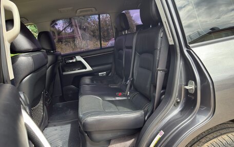 Toyota Land Cruiser 200, 2012 год, 3 420 000 рублей, 31 фотография