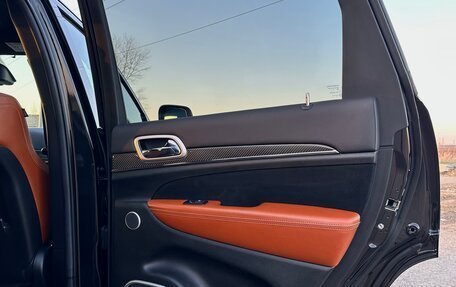 Jeep Grand Cherokee, 2013 год, 3 490 000 рублей, 28 фотография