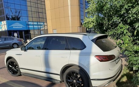Volkswagen Touareg III, 2019 год, 5 500 000 рублей, 5 фотография