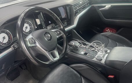 Volkswagen Touareg III, 2019 год, 5 500 000 рублей, 6 фотография