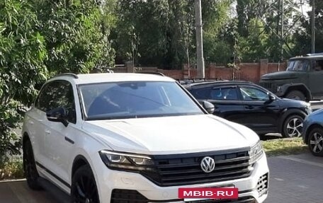 Volkswagen Touareg III, 2019 год, 5 500 000 рублей, 3 фотография