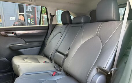 Toyota Highlander, 2026 год, 4 950 000 рублей, 36 фотография