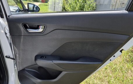 Hyundai Solaris II рестайлинг, 2022 год, 1 270 000 рублей, 12 фотография