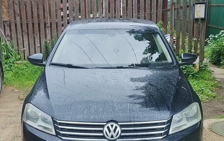 Volkswagen Passat B7, 2011 год, 900 000 рублей, 2 фотография