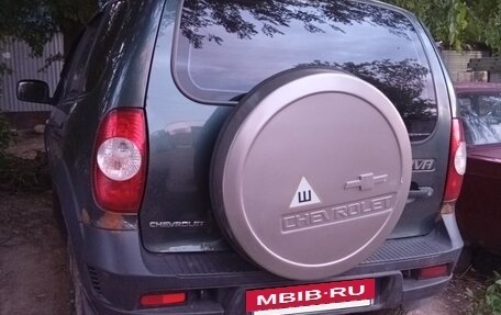 Chevrolet Niva I рестайлинг, 2013 год, 380 000 рублей, 3 фотография