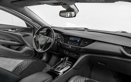 Opel Insignia II рестайлинг, 2018 год, 1 700 000 рублей, 11 фотография