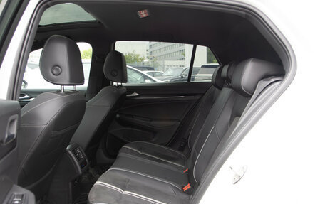 Volkswagen Golf VIII, 2021 год, 2 528 000 рублей, 8 фотография