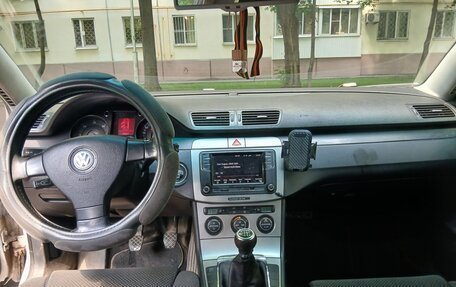 Volkswagen Passat B6, 2006 год, 490 000 рублей, 2 фотография