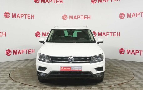 Volkswagen Tiguan II, 2018 год, 1 999 000 рублей, 2 фотография