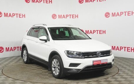Volkswagen Tiguan II, 2018 год, 1 999 000 рублей, 3 фотография