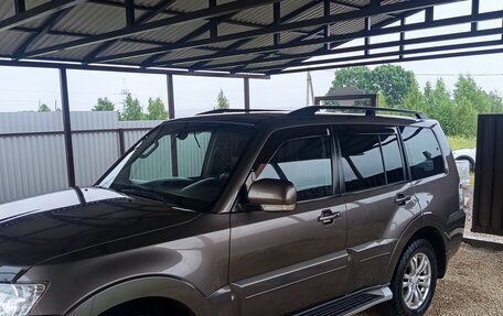 Mitsubishi Pajero IV, 2012 год, 1 830 000 рублей, 4 фотография