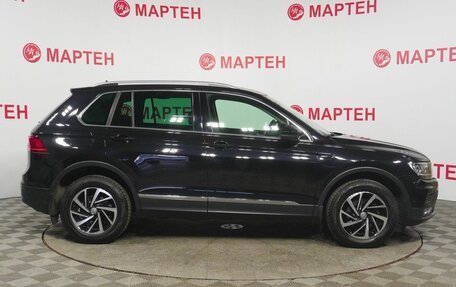 Volkswagen Tiguan II, 2018 год, 2 495 000 рублей, 4 фотография